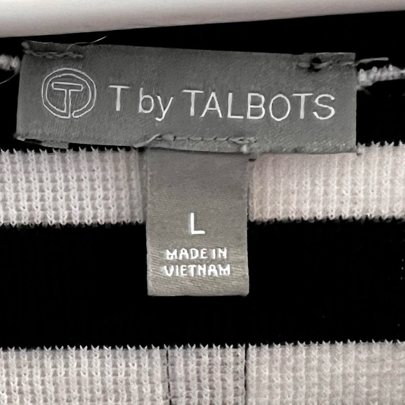 T by Talbots Women’s Black and White Striped Long Sleeve Top - Picture 4 of 7